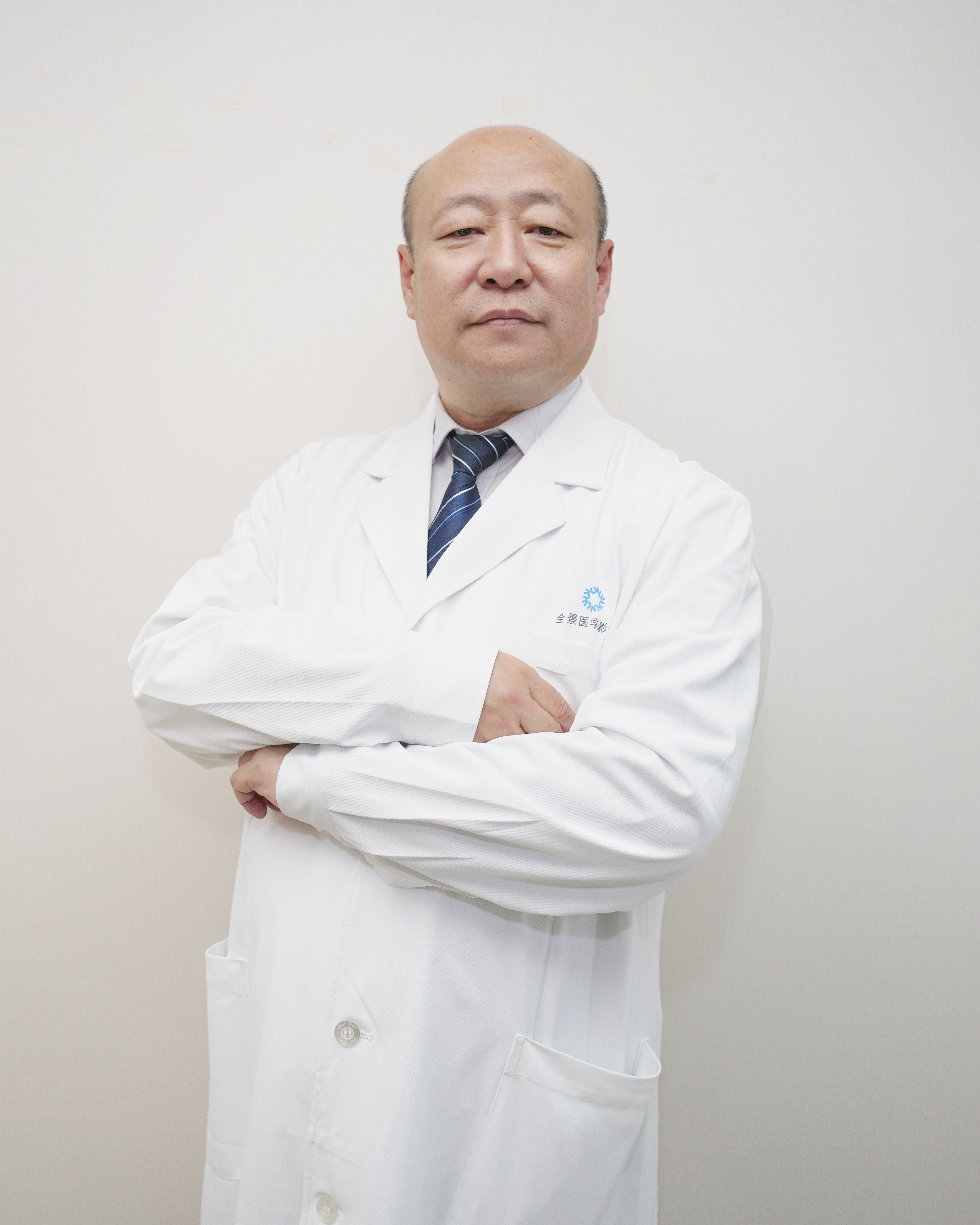 闫晓明
